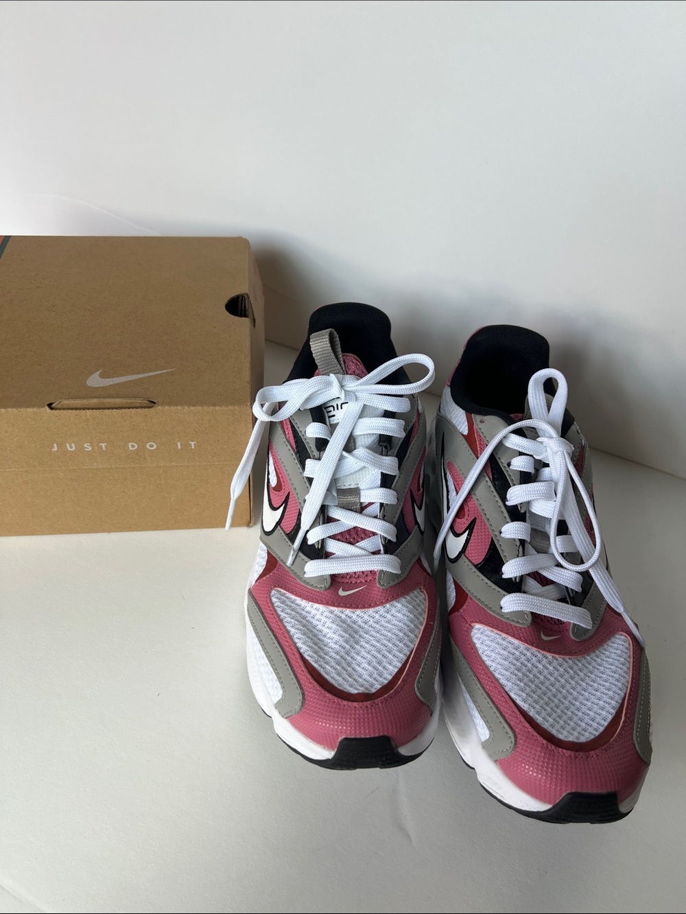 Nike Zoom Air Pink, White & Gray Running Sneakers
